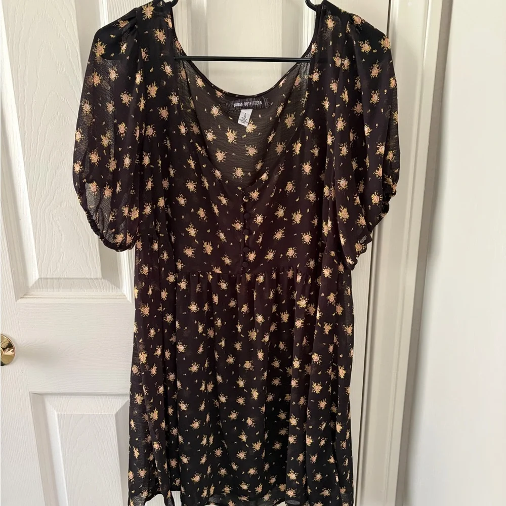 Urban Outfitters Black Floral Chiffon Babydoll Dress - Picture 5 of 8